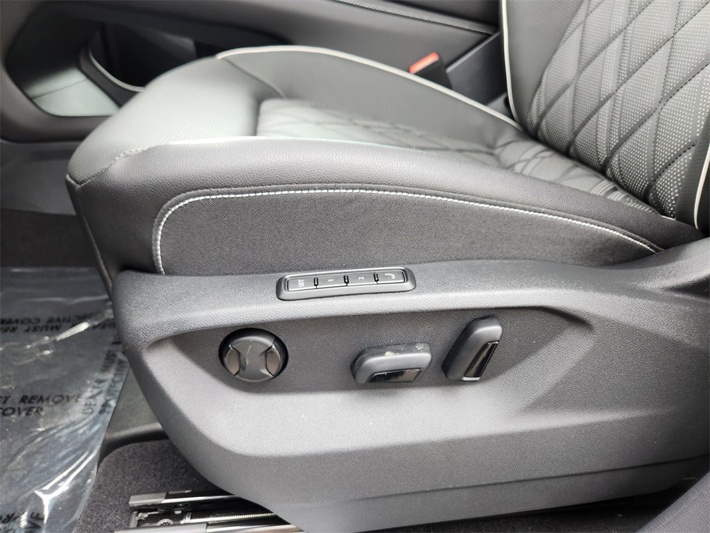 New 2025 Volkswagen Atlas SEL Premium R-Line image 7