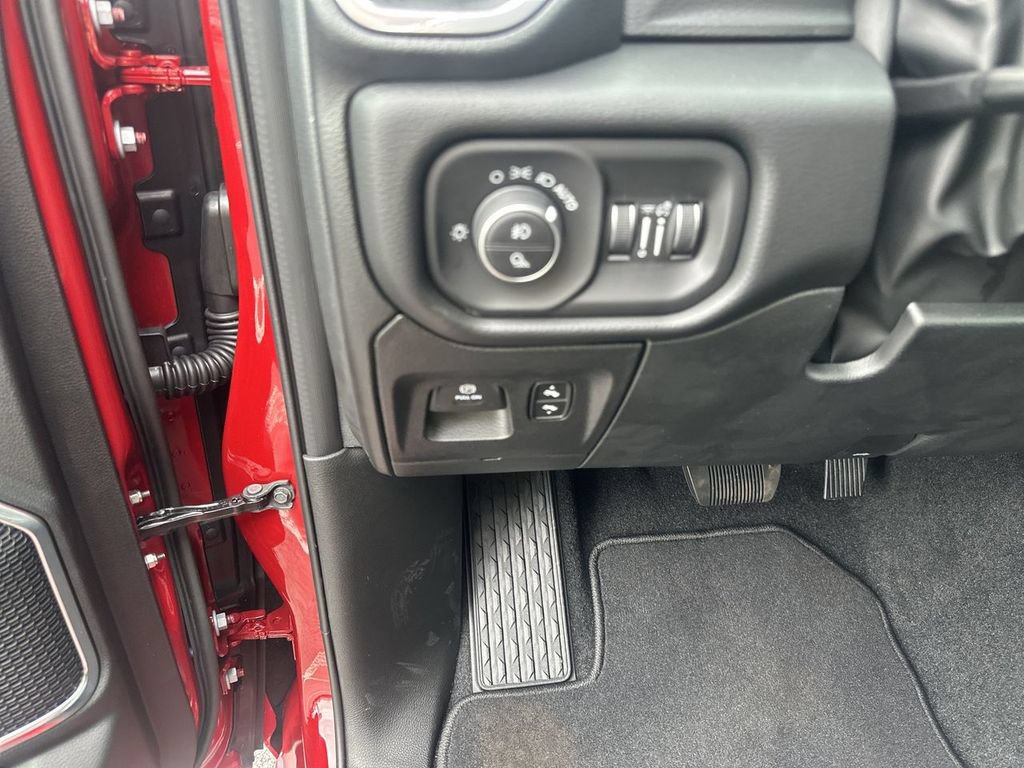 New 2027 RAM 1500 Laramie w/ Night Edition AWD/4WD image 20