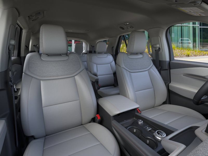 New 2026 Ford Explorer Active w/ Active Comfort Package AWD/4WD image 10