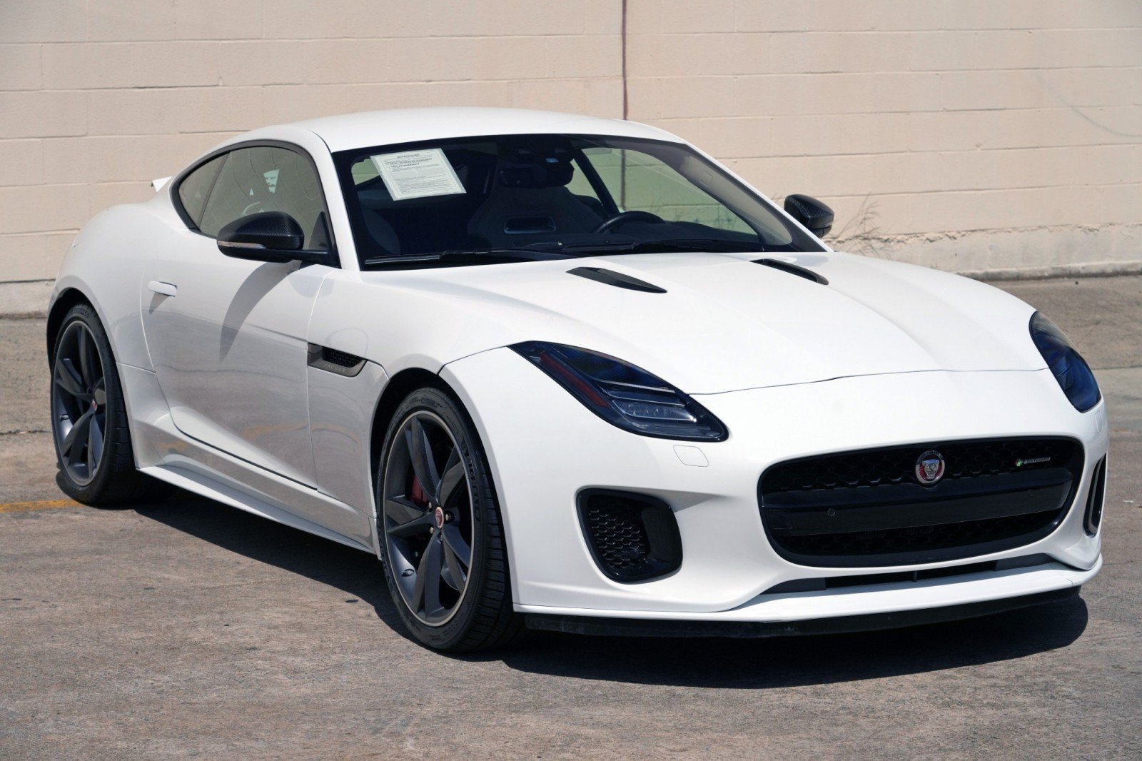 Used 2019 Jaguar F-TYPE R-Dynamic RWD image 51