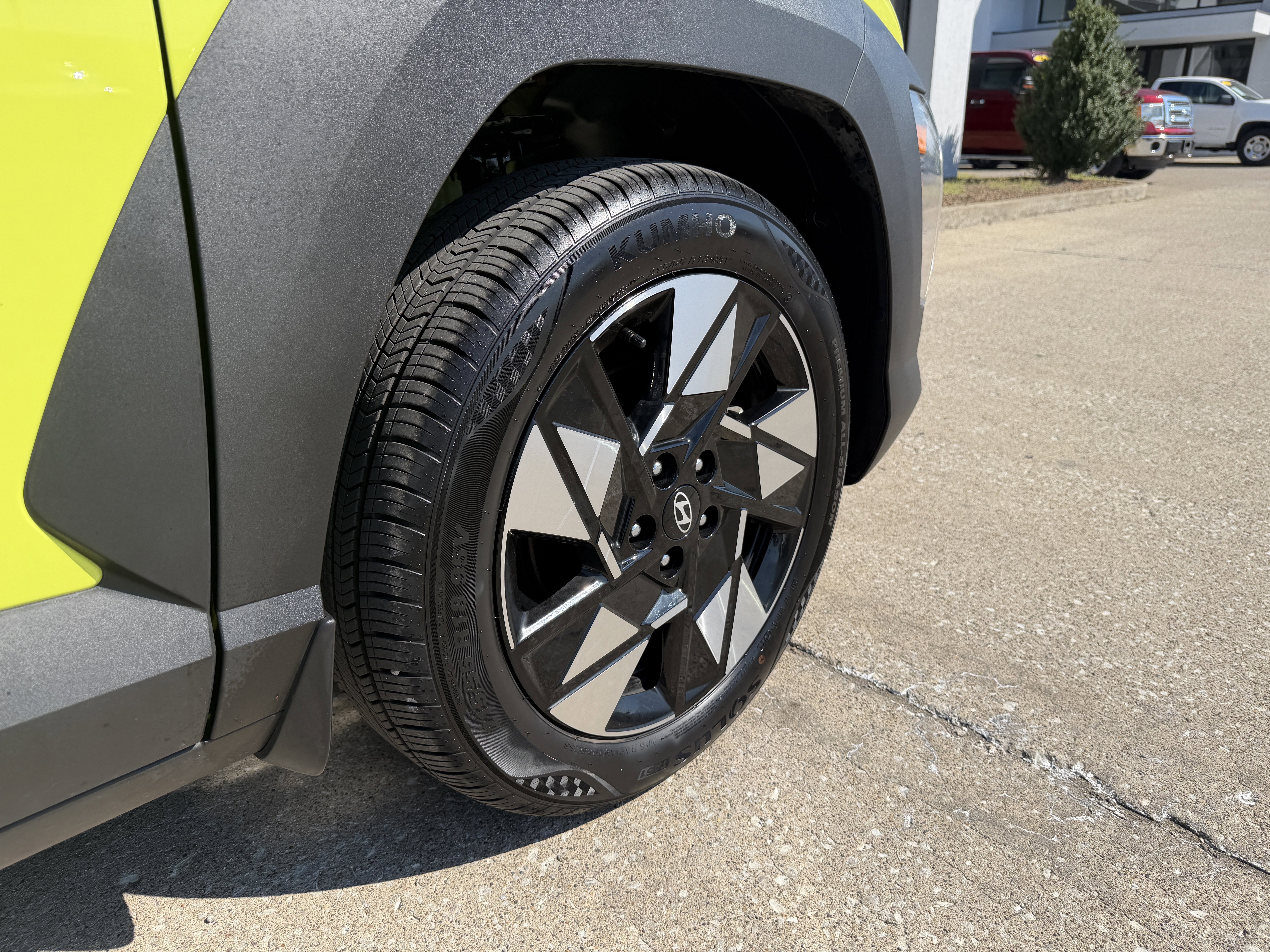 Certified 2025 Hyundai Kona SEL image 18