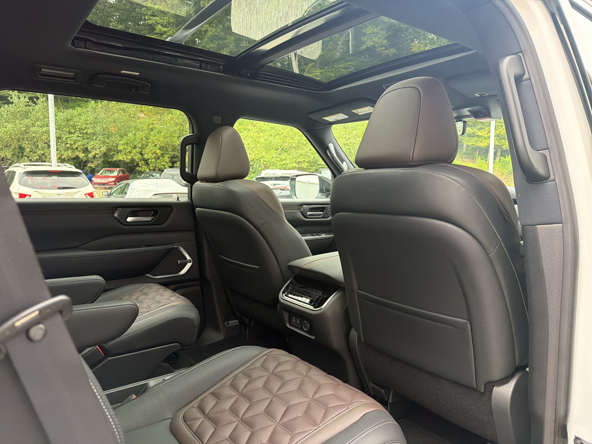 New 2026 Nissan Armada Platinum AWD/4WD image 19