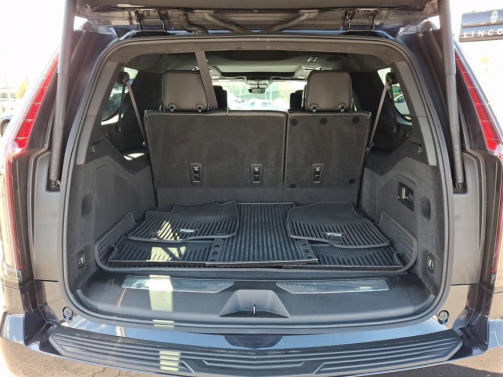 Used 2022 Cadillac Escalade ESV Sport Platinum AWD/4WD image 34