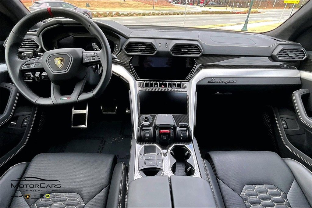 Used 2024 Lamborghini Urus S image 13