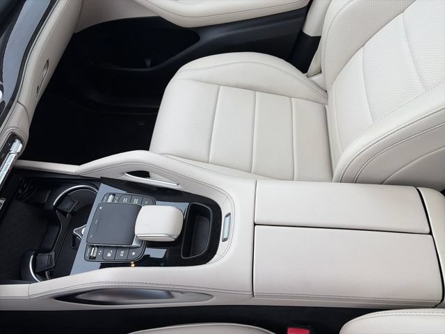 Used 2021 Mercedes-Benz GLE 450 4MATIC image 24