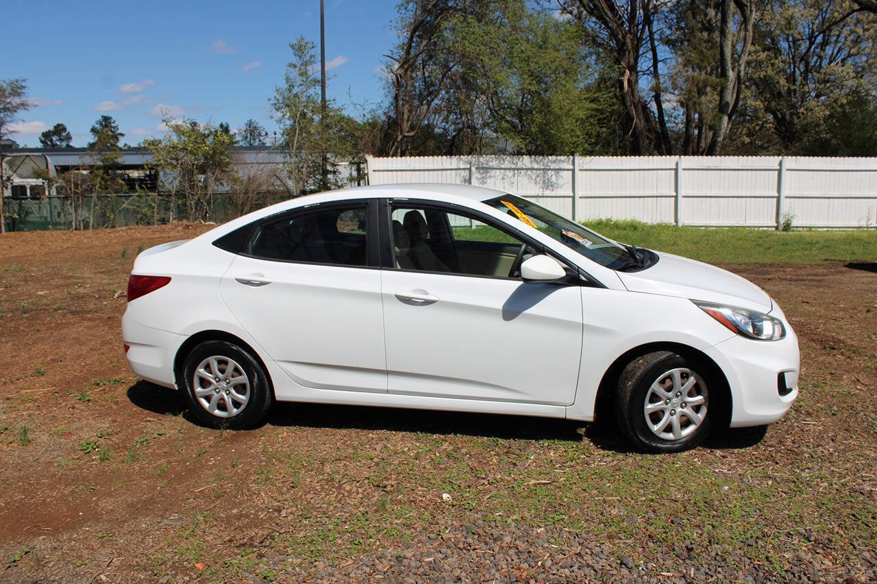 Used 2013 Hyundai Accent GLS image 6
