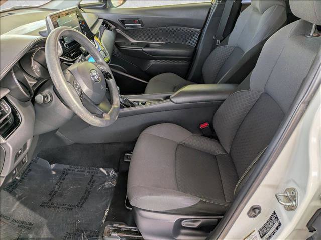 Used 2020 Toyota C-HR LE image 16