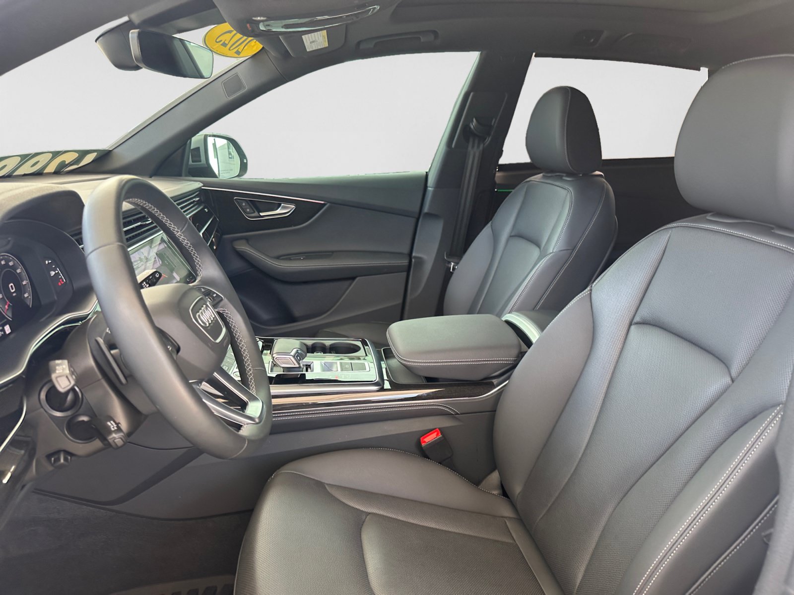 Used 2025 Audi Q8 Premium Plus AWD/4WD image 10