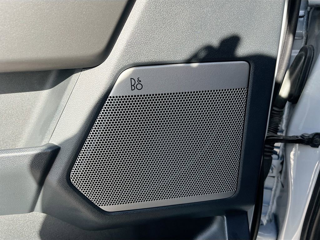 Used 2025 Ford F150 Lariat w/ Equipment Group 501A Mid image 19