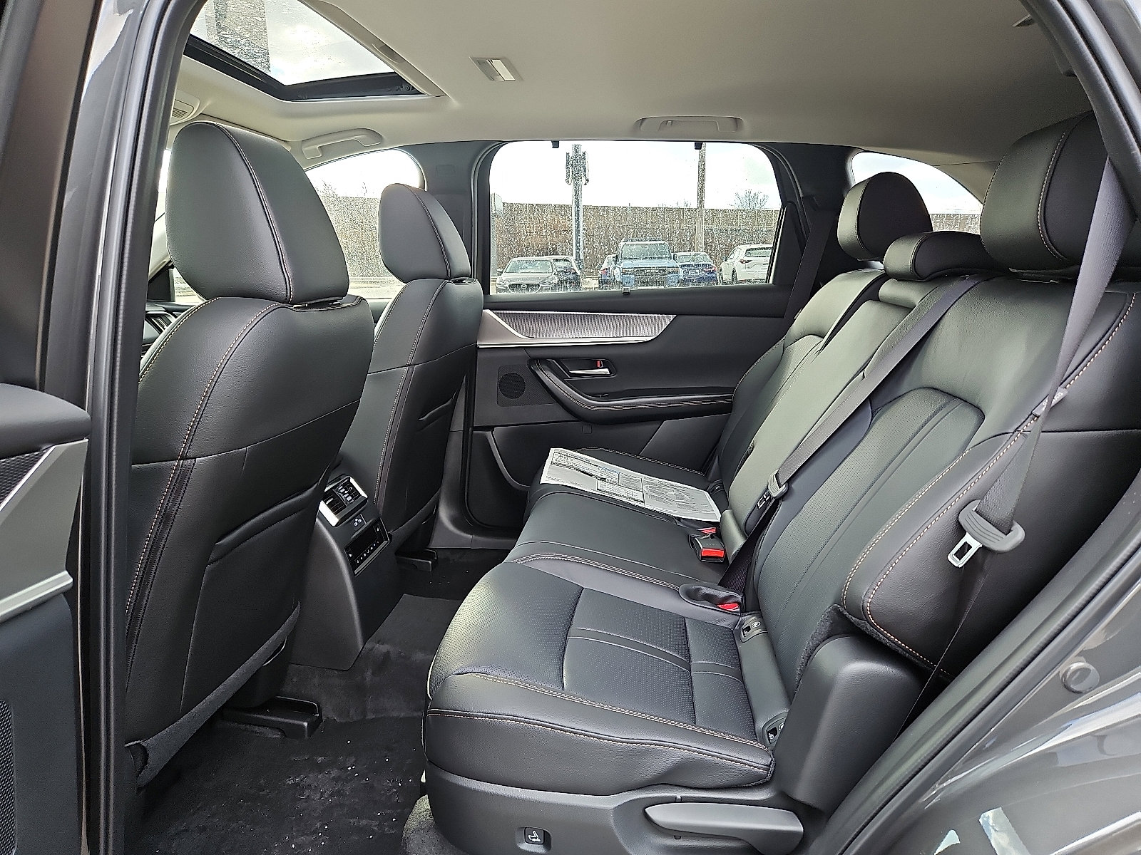 New 2026 MAZDA CX-90 3.3 Turbo w/ Preferred Package image 8