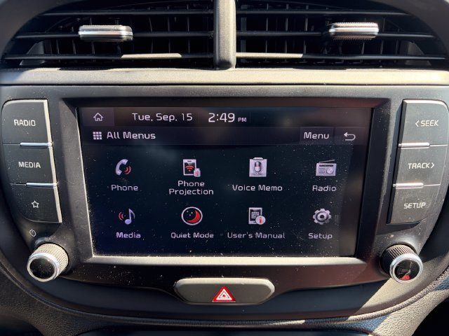 Certified 2023 Kia Soul LX w/ LX Technology Package FWD image 22