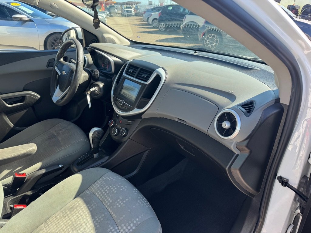 Used 2017 Chevrolet Sonic LT image 13