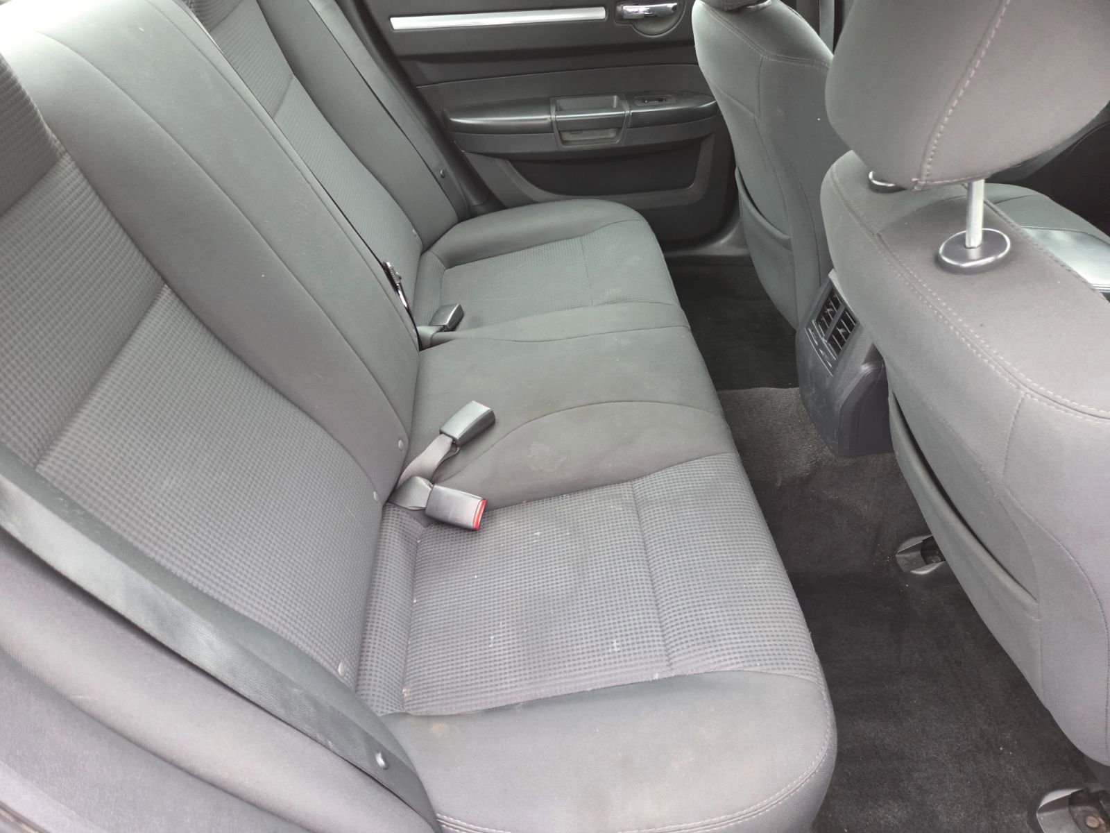 Used 2009 Dodge Charger SE image 11