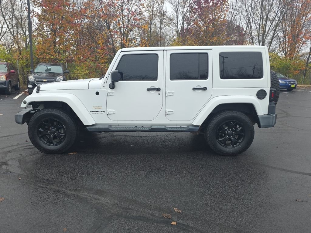 Used 2014 Jeep Wrangler Unlimited Sahara w/ Connectivity Group image 4