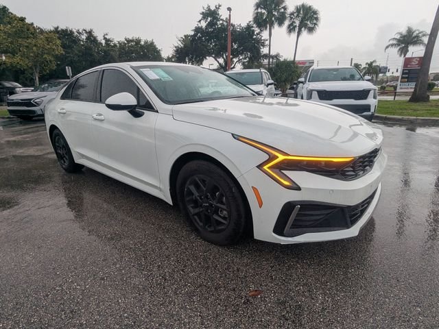 New 2026 Kia K5 LXS FWD image 8