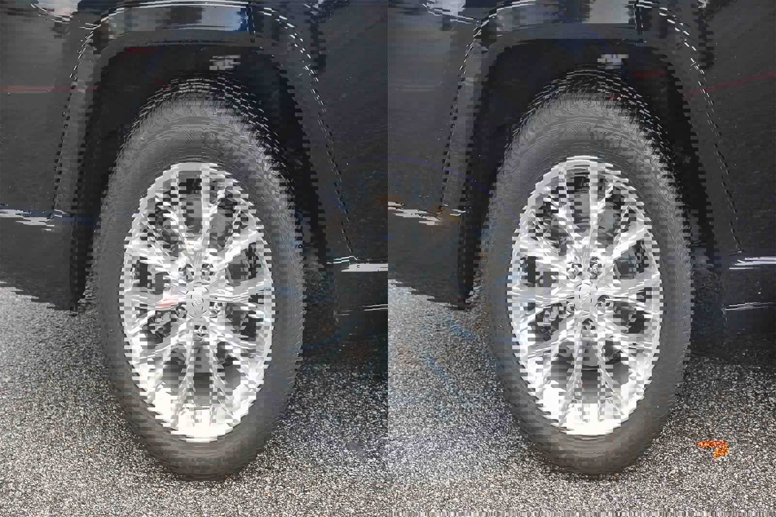 Used 2021 Jeep Grand Cherokee L Summit w/ Advanced Protech Group IV image 7