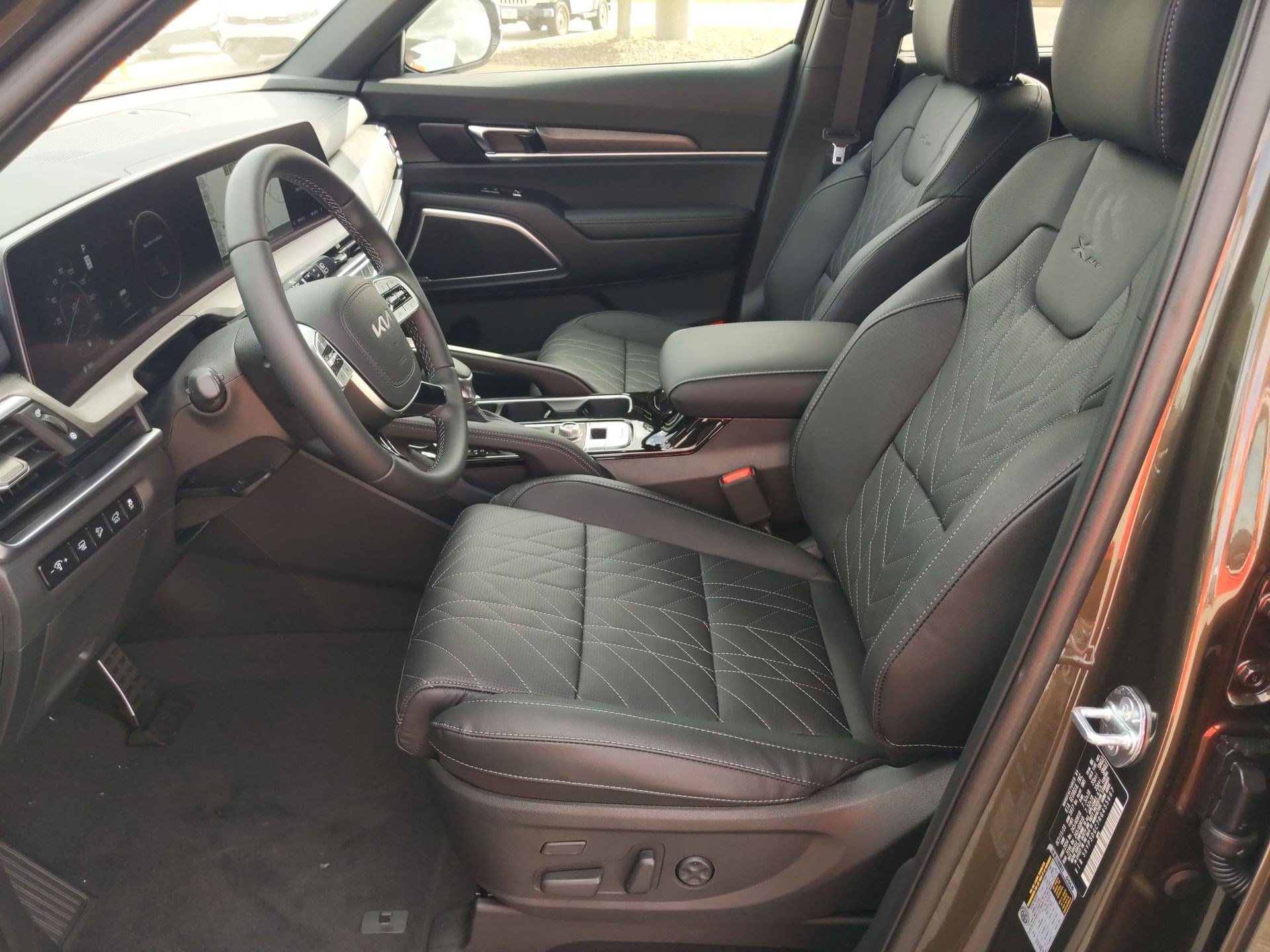 Certified 2024 Kia Telluride SX X-Pro AWD/4WD image 11