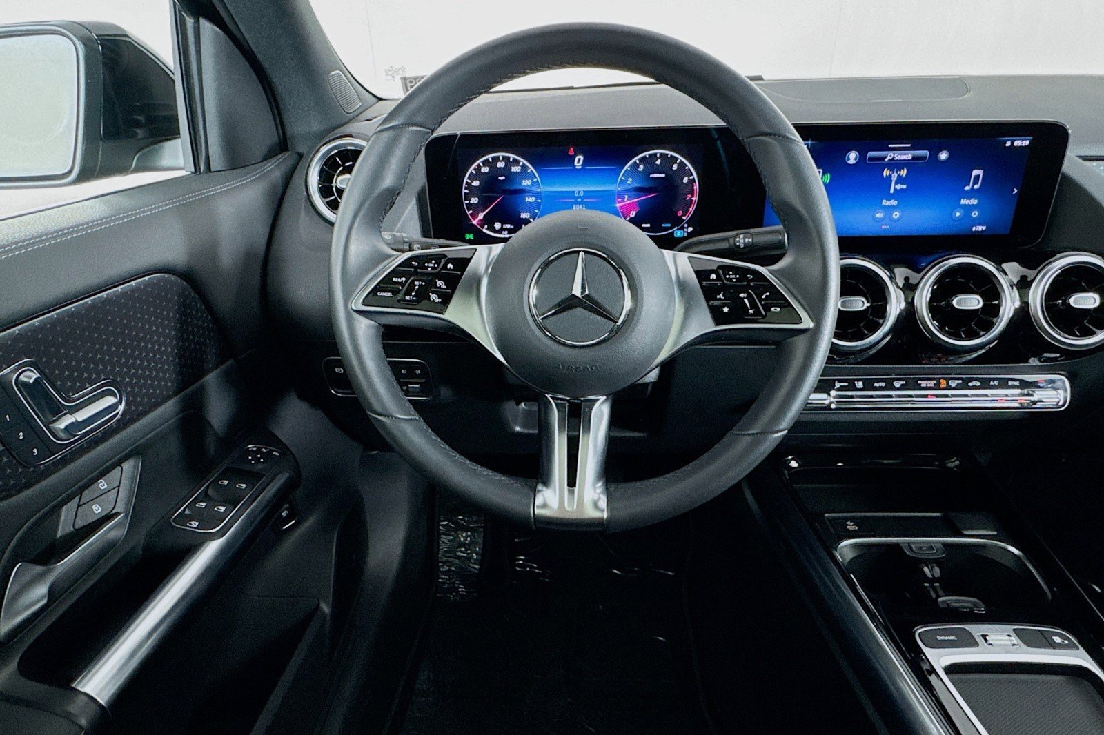 Certified 2026 Mercedes-Benz GLA 250 image 4