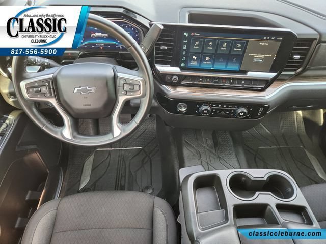 Used 2024 Chevrolet Silverado 1500 RST w/ Protection Package RWD image 3