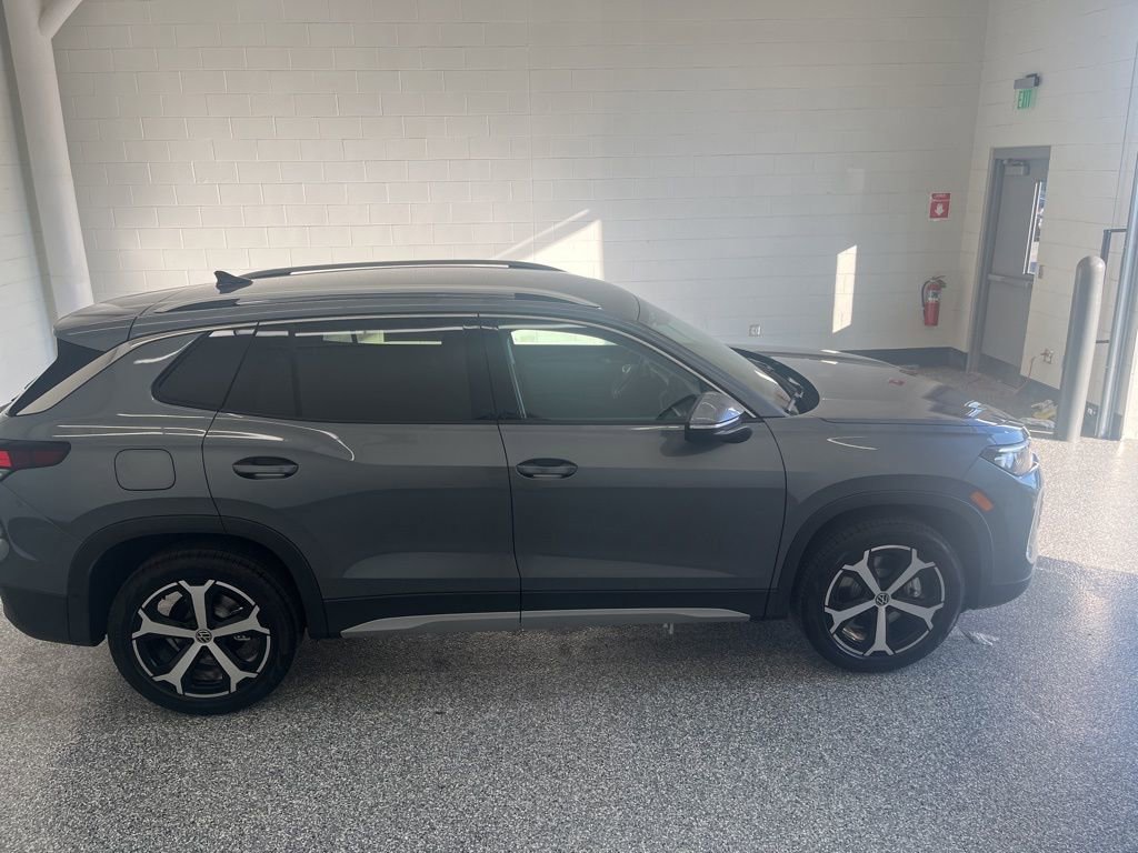 New 2026 Volkswagen Tiguan SE AWD/4WD image 8