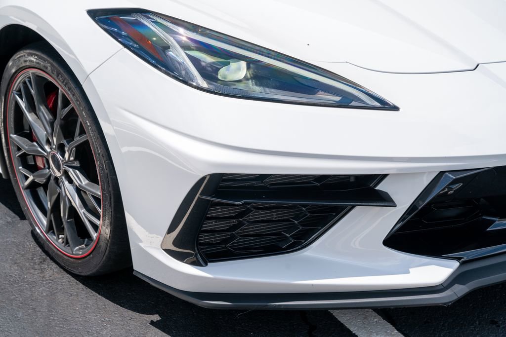 Used 2023 Chevrolet Corvette Stingray Premium Conv w/ Z51 Performance Package RWD image 8