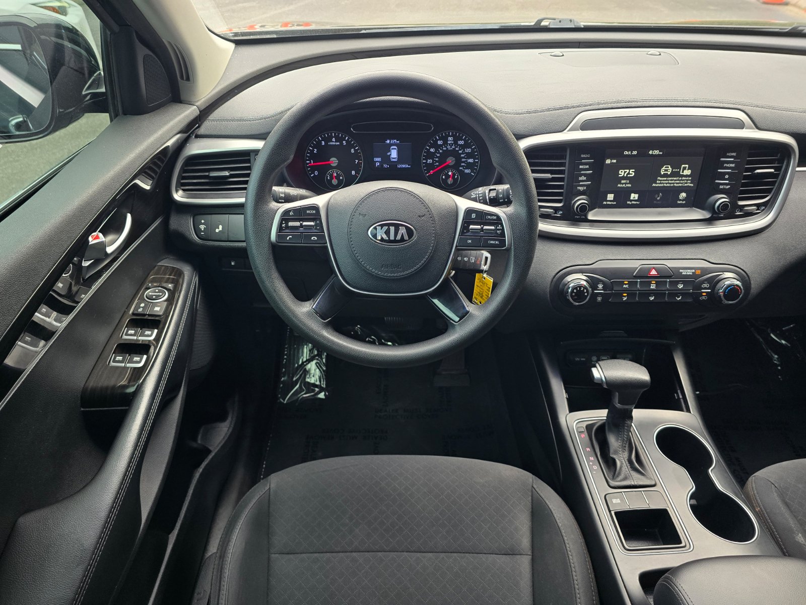 Used 2020 Kia Sorento LX FWD image 13