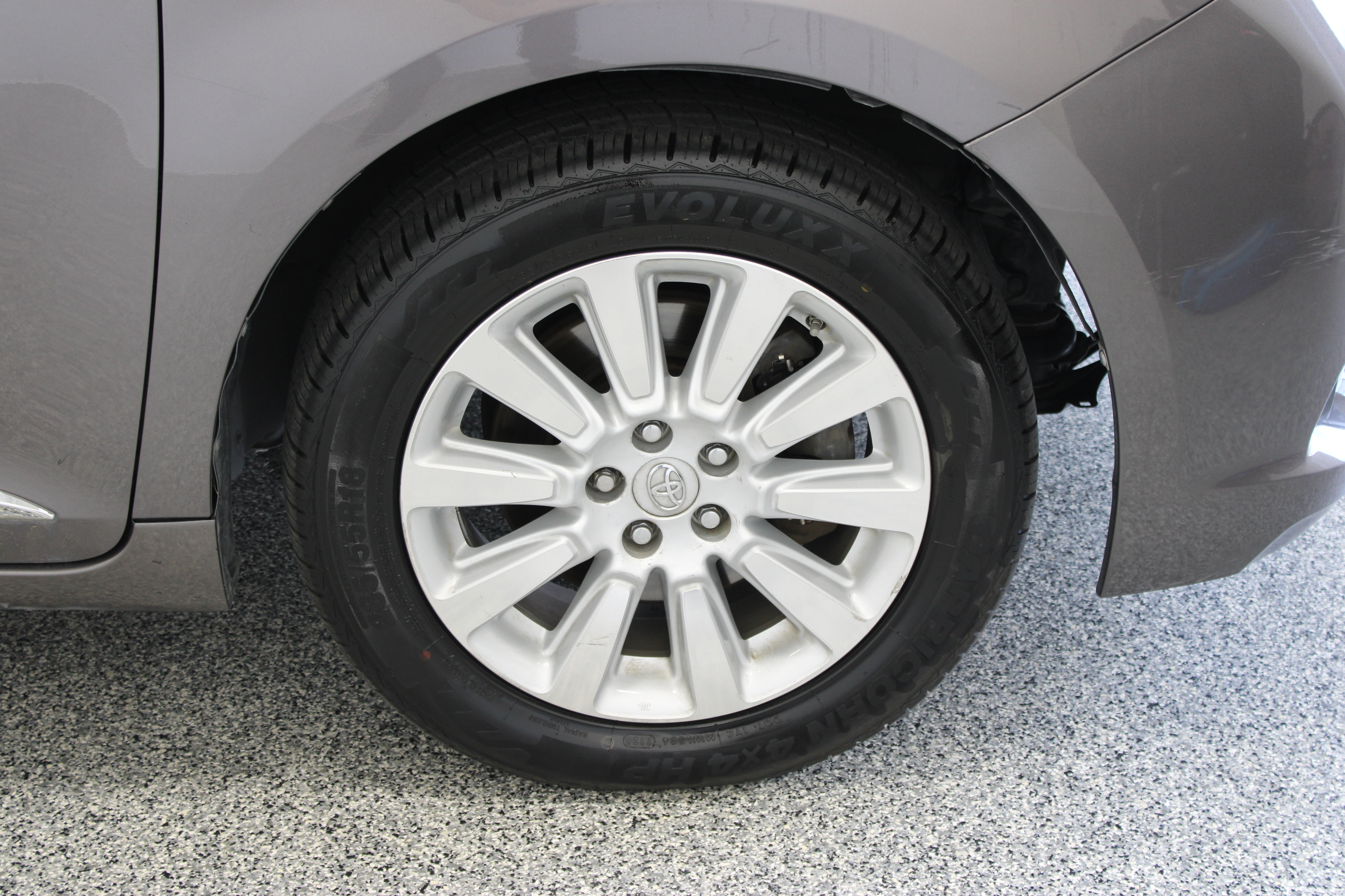 Used 2015 Toyota Sienna XLE AWD/4WD image 5