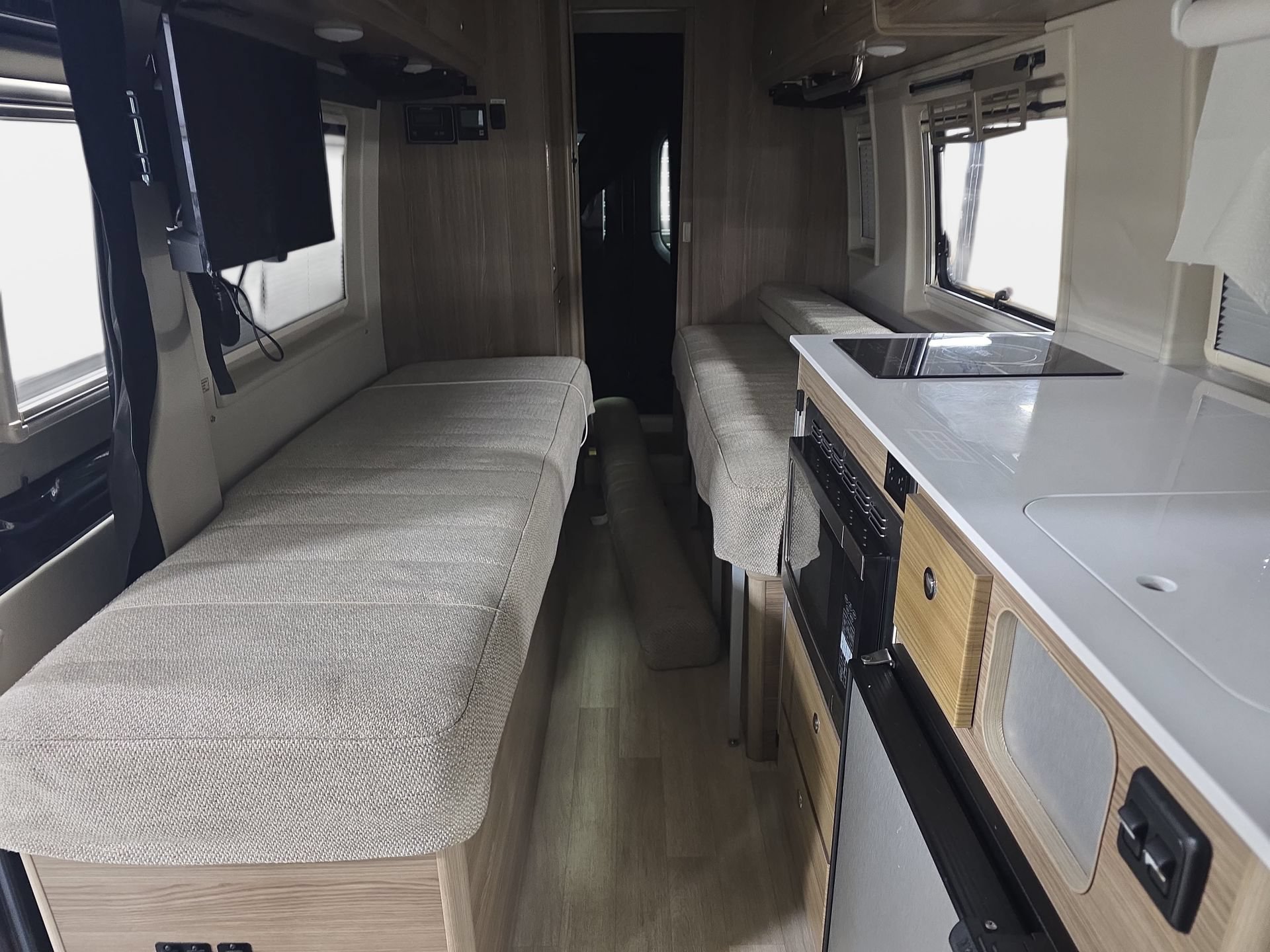 Used 2020 Mercedes-Benz Sprinter 3500 image 11