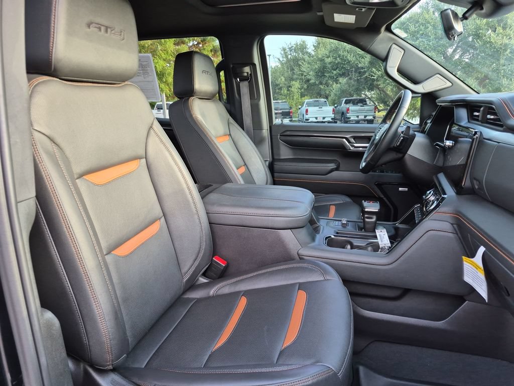 Used 2024 GMC Sierra 1500 AT4 w/ Technology Package AWD/4WD image 41
