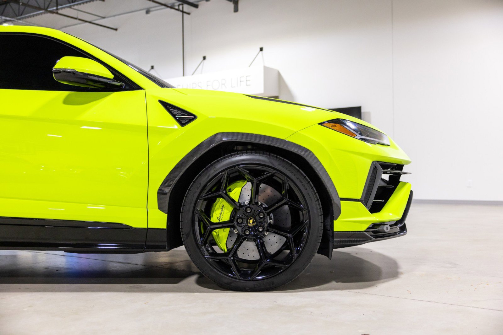 Used 2024 Lamborghini Urus Performante image 23