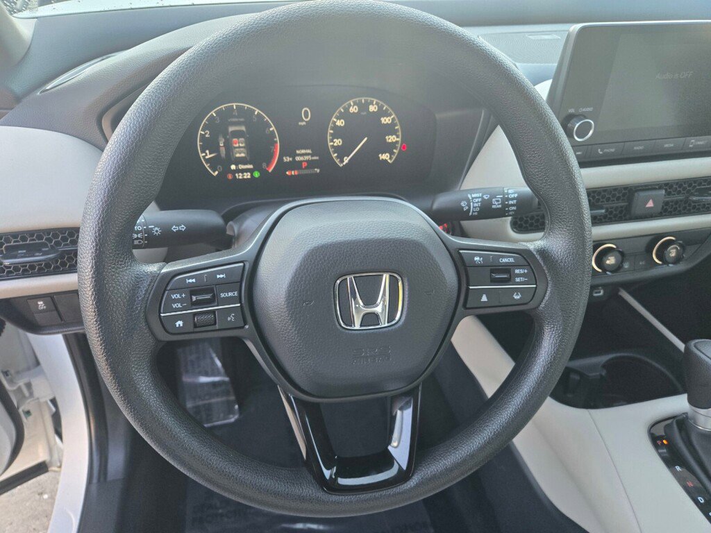 Certified 2025 Honda HR-V LX image 25