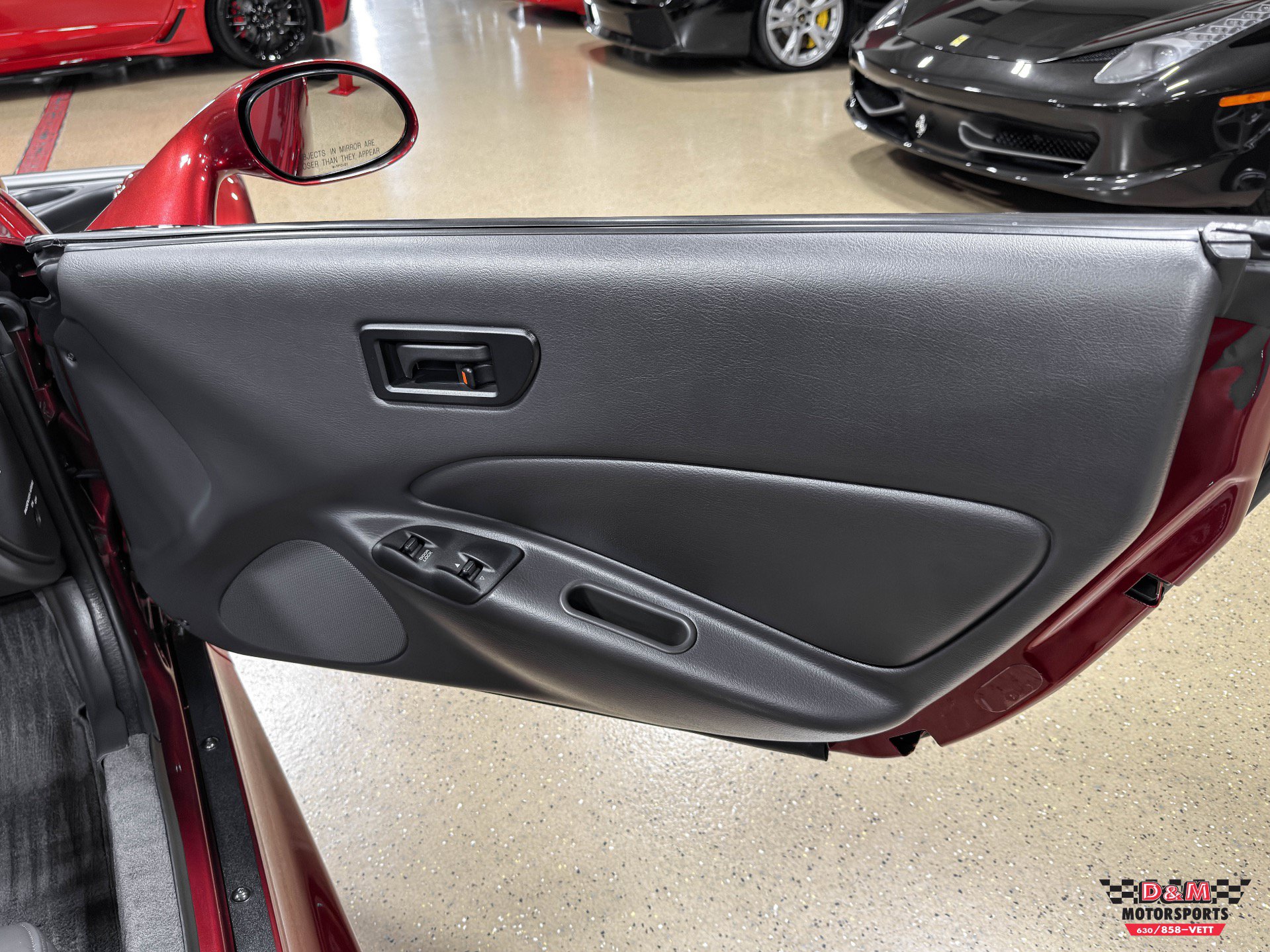 Used 2002 Chrysler Prowler RWD image 25