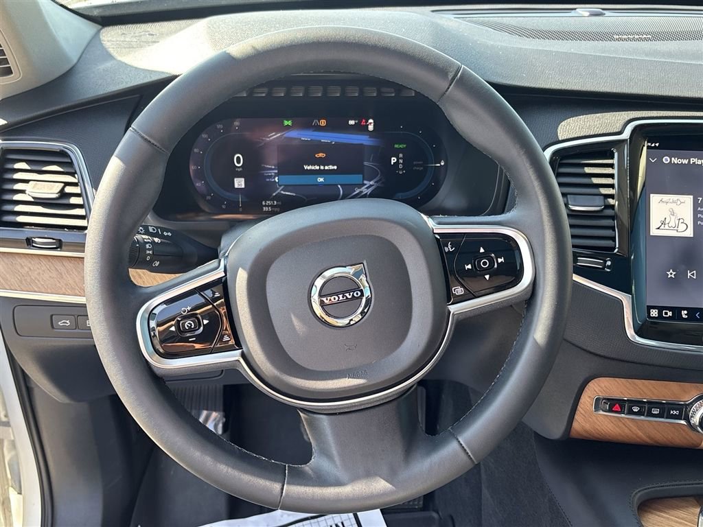 Used 2023 Volvo XC90 T8 Plus AWD/4WD image 11