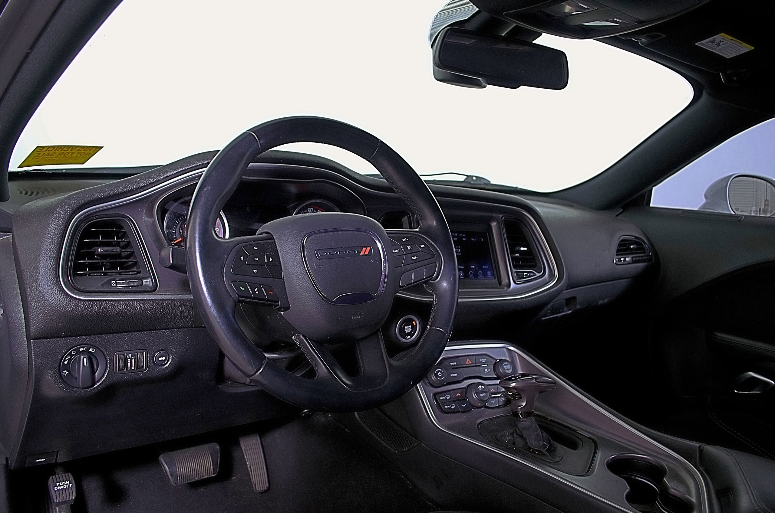 Used 2019 Dodge Challenger SXT image 20