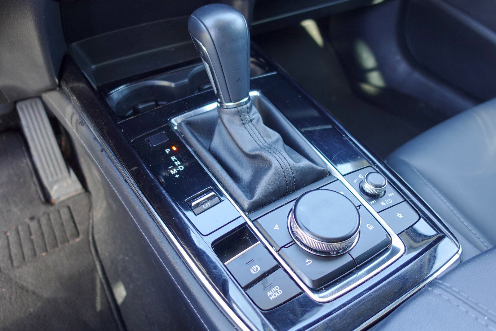 Certified 2025 MAZDA CX-30 AWD 2.5 S w/ Preferred Package image 19