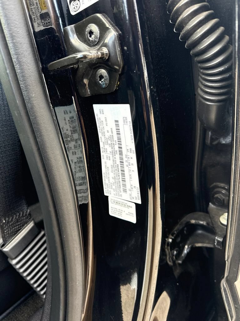Used 2018 Ford F350 Platinum w/ Platinum Ultimate Package AWD/4WD image 34