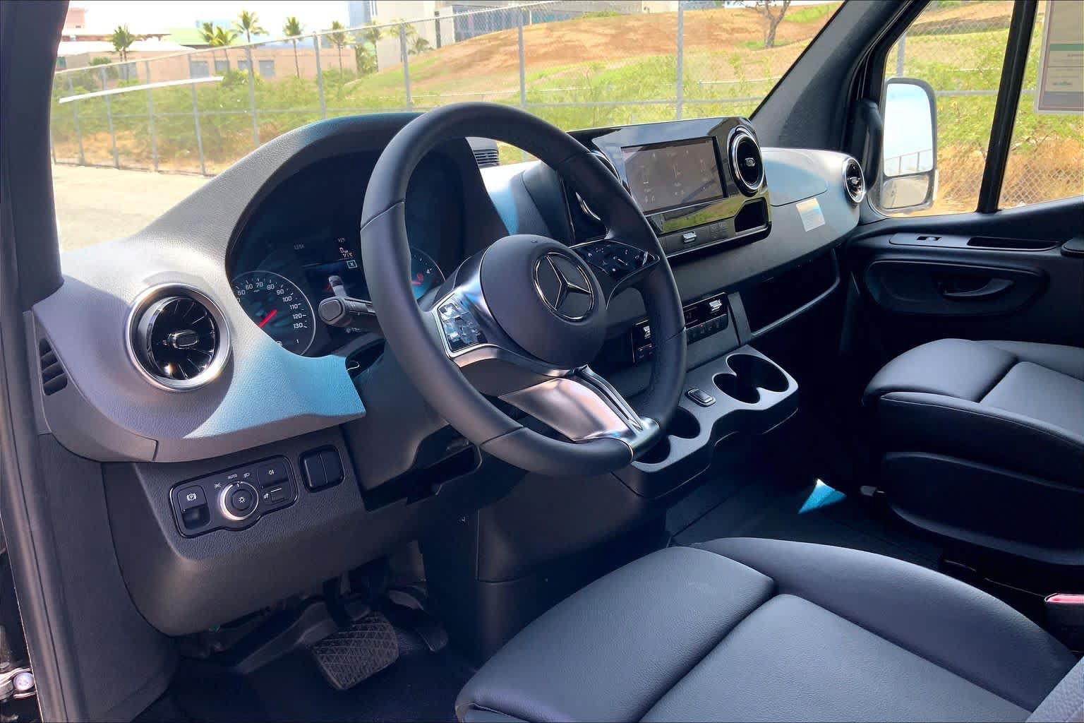 New 2026 Mercedes-Benz Sprinter 2500 image 18