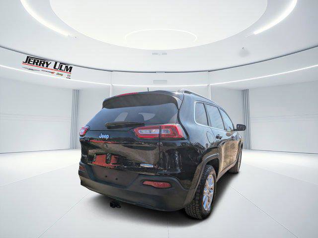 Certified 2017 Jeep Cherokee Latitude w/ Cold Weather Group image 3