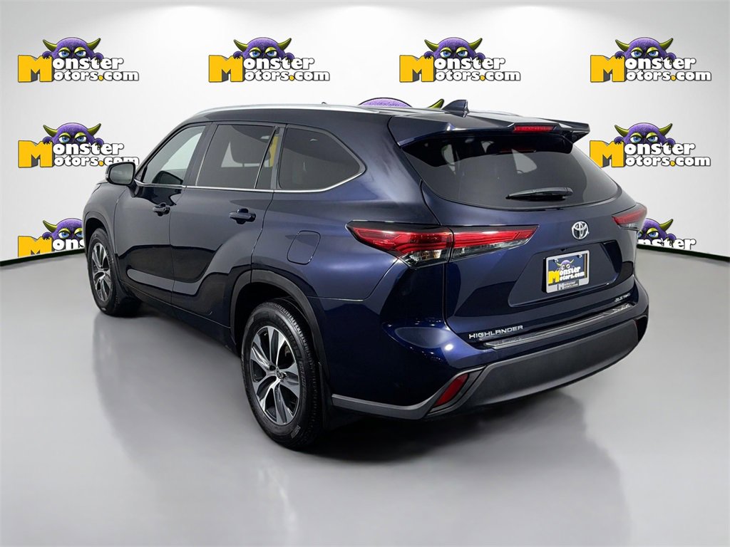 Used 2023 Toyota Highlander L image 7