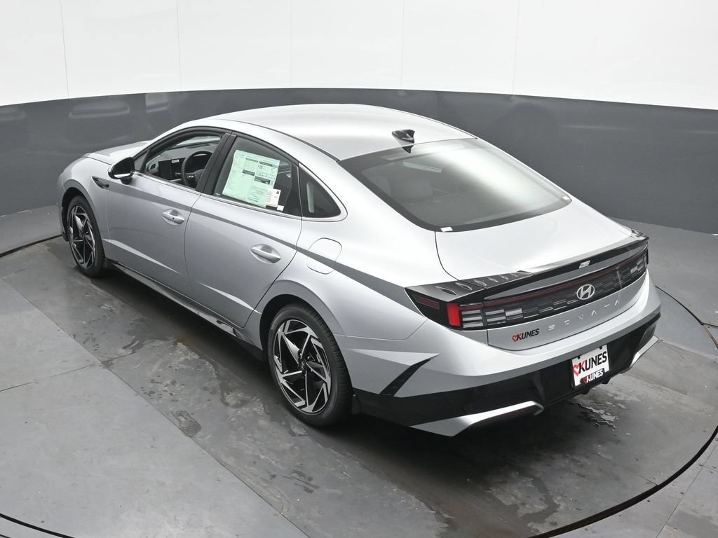 New 2026 Hyundai Sonata SEL FWD image 38