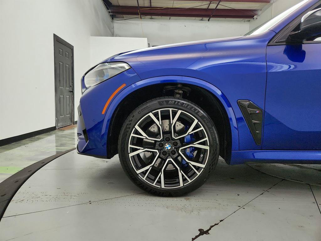 Used 2020 BMW X5 M Competition w/ Executive Package AWD/4WD image 33