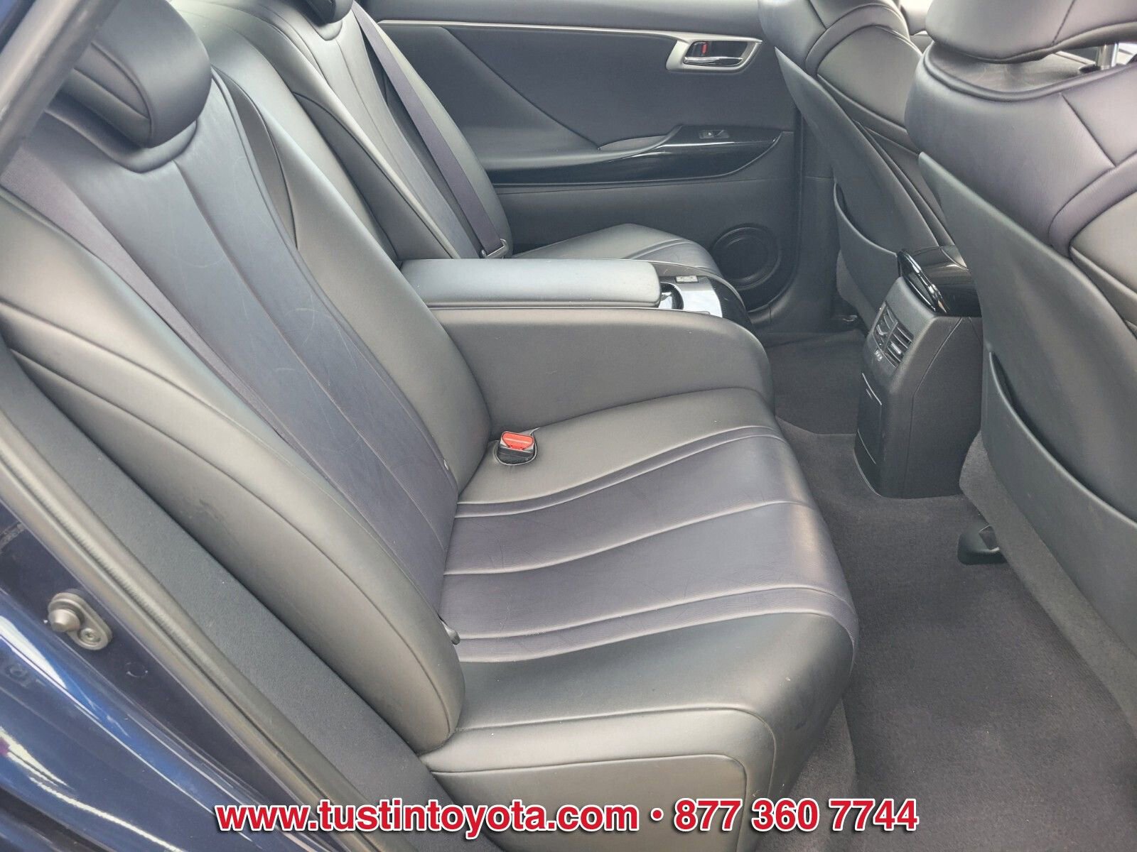 Used 2016 Toyota Mirai image 14