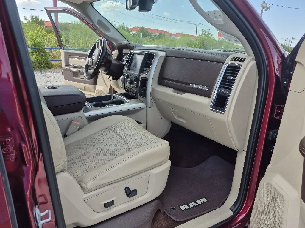 Used 2018 RAM 1500 Laramie w/ Convenience Group RWD image 23