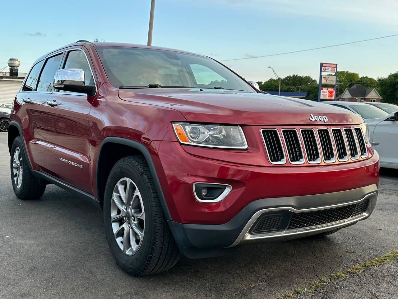 Used 2014 Jeep Grand Cherokee Limited RWD image 12