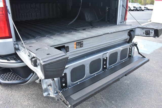 Used 2024 Chevrolet Silverado 1500 High Country w/ High Country Premium Package image 15