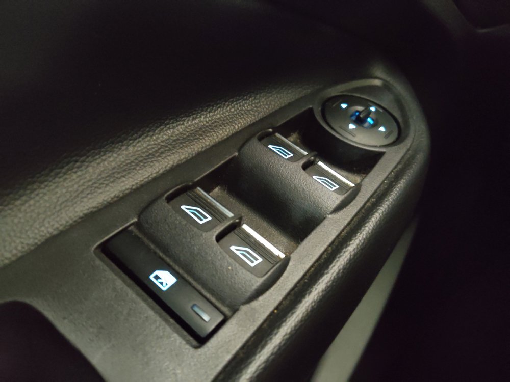 Used 2019 Ford Escape Titanium AWD/4WD image 27