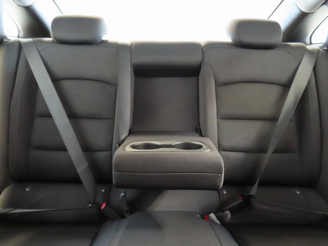 Used 2023 Chevrolet Malibu LT image 28