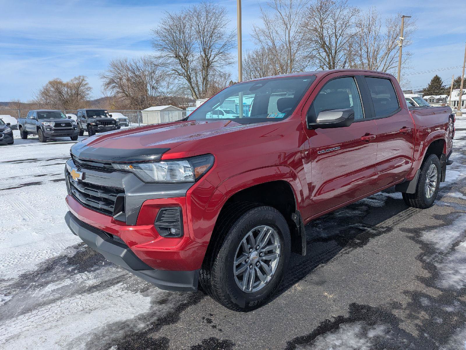 Certified 2024 Chevrolet Colorado LT w/ LT Convenience Package II image 3