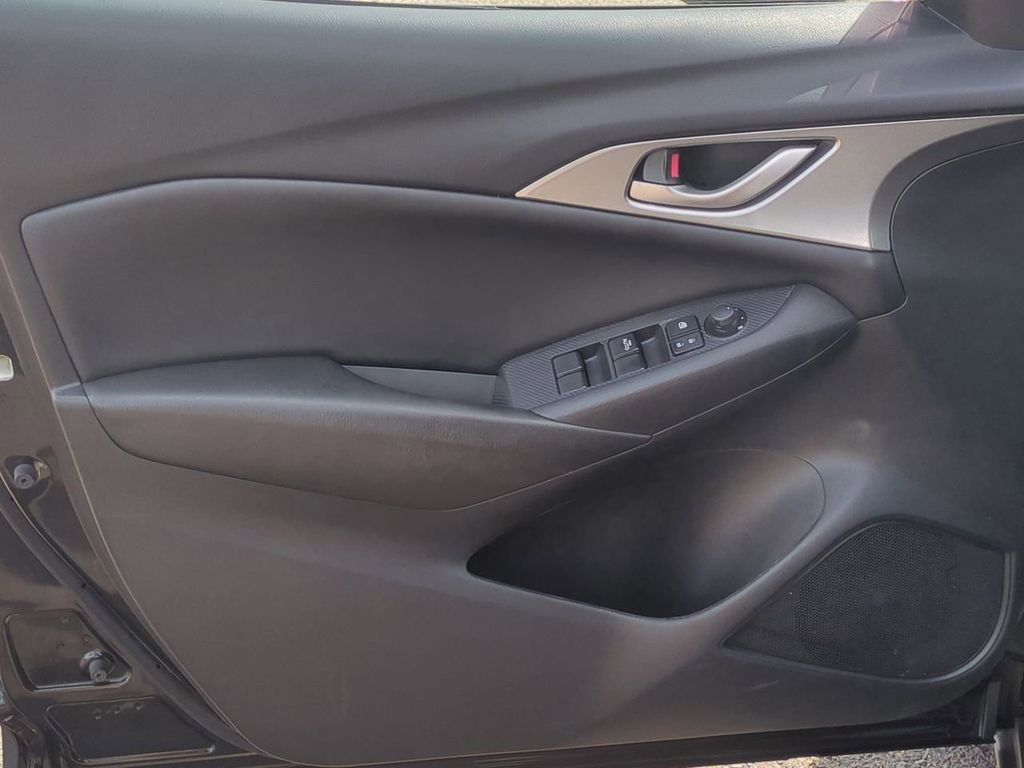 Used 2019 MAZDA CX-3 Sport image 11