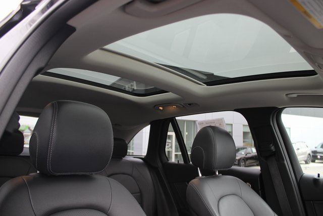 Used 2021 Mercedes-Benz GLC 300 4MATIC image 42